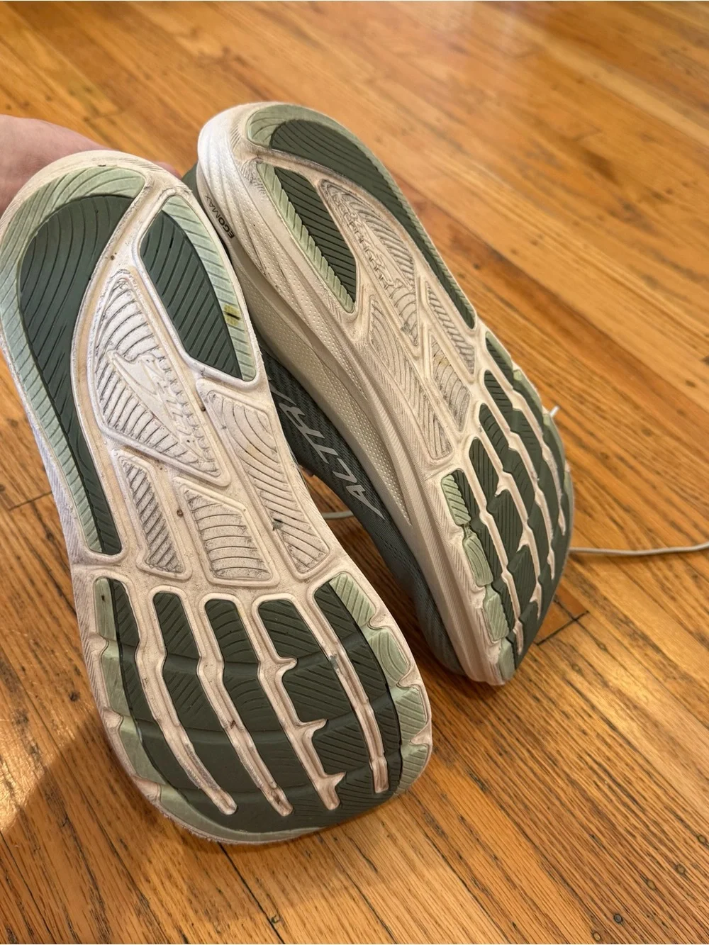 Altra Green Torin 8
